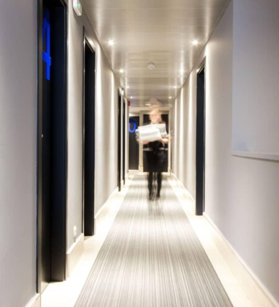 Hotel Pamplona Plaza Екстер'єр фото