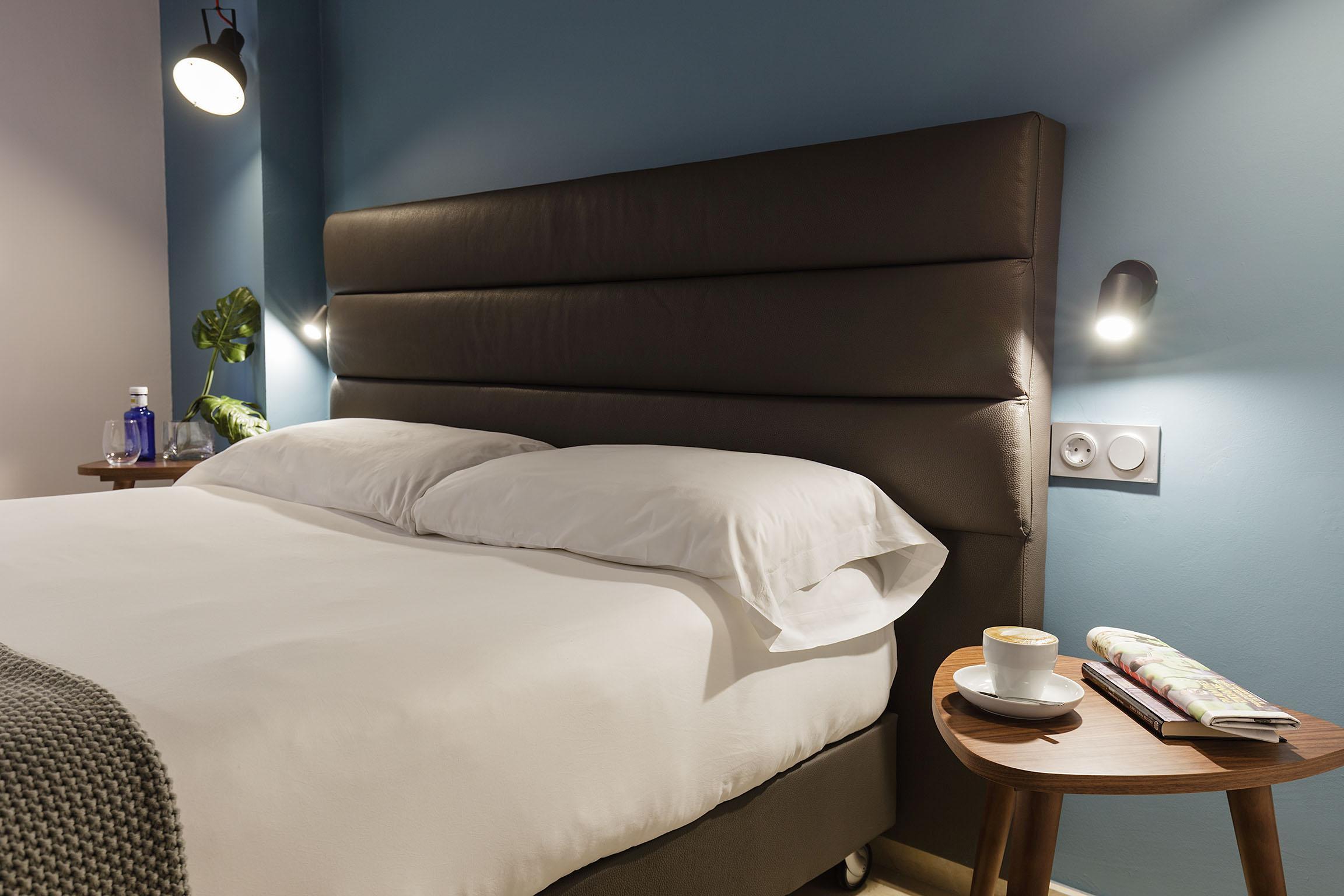 Hotel Pamplona Plaza Екстер'єр фото
