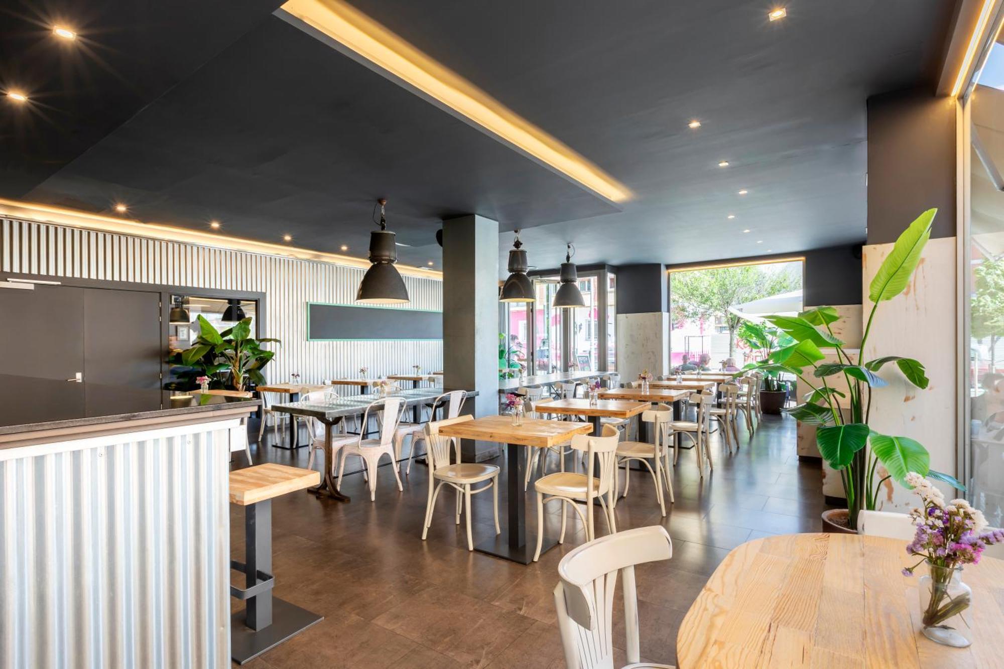 Hotel Pamplona Plaza Екстер'єр фото